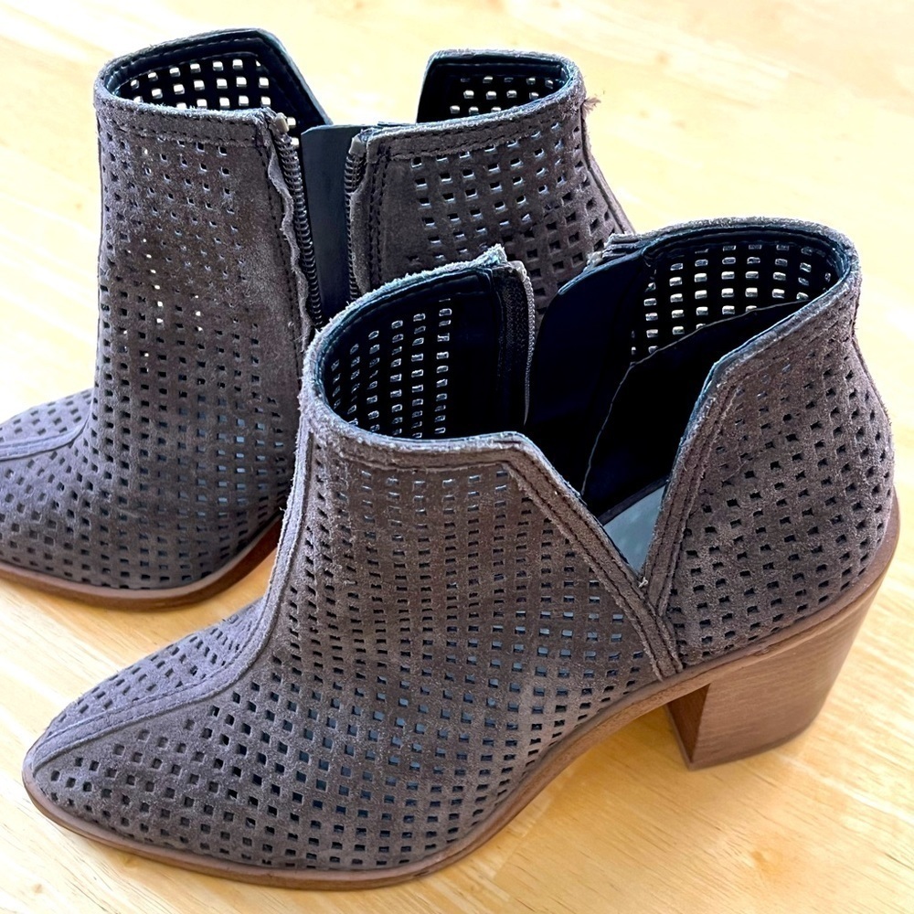 1. State boots 7